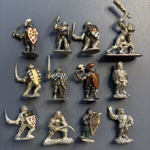 Vtg Lot of 12 Ral Partha Grenadier Other Dungeons & Dragons Miniatures Figures